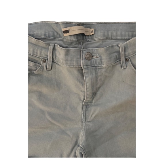 Levi's Denim Shorts Women 32 Light Blue Gray Good Cuffed Mid Rise 5-Pocket - Picture 4 of 6
